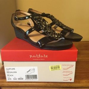 Nurture sandals